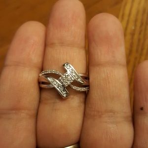 Diamond sterling silver ring size 7